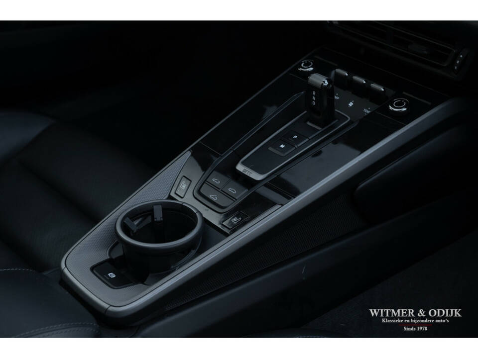 Immagine 22/34 di Porsche 911 Carrera (2020)