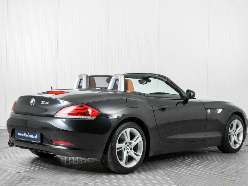 Immagine 2/50 di BMW Z4 sDrive23i (2010)