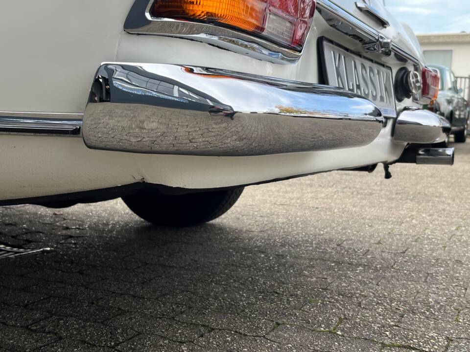 Image 94/100 of Mercedes-Benz 280 SL (1970)