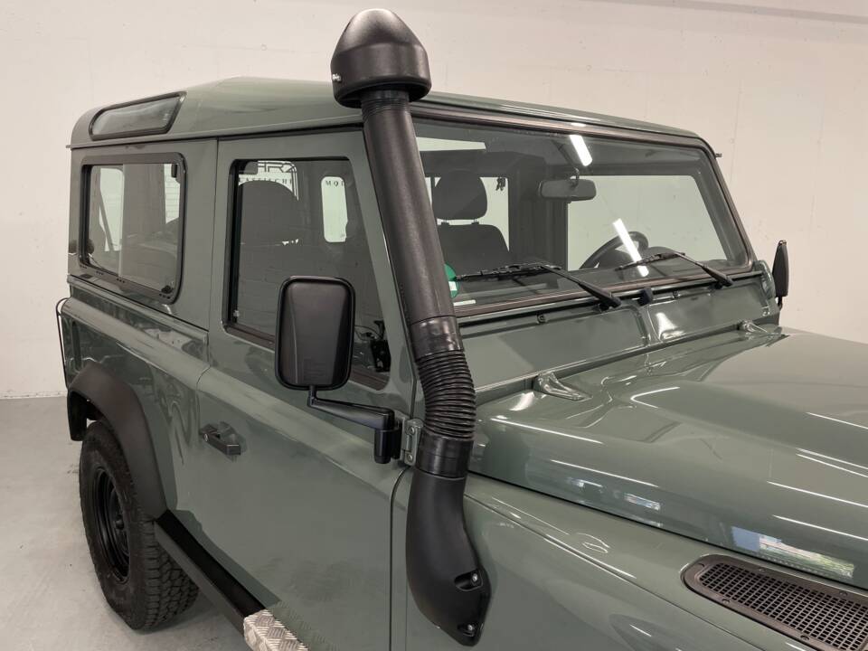 Imagen 15/33 de Land Rover Defender 90 (2014)
