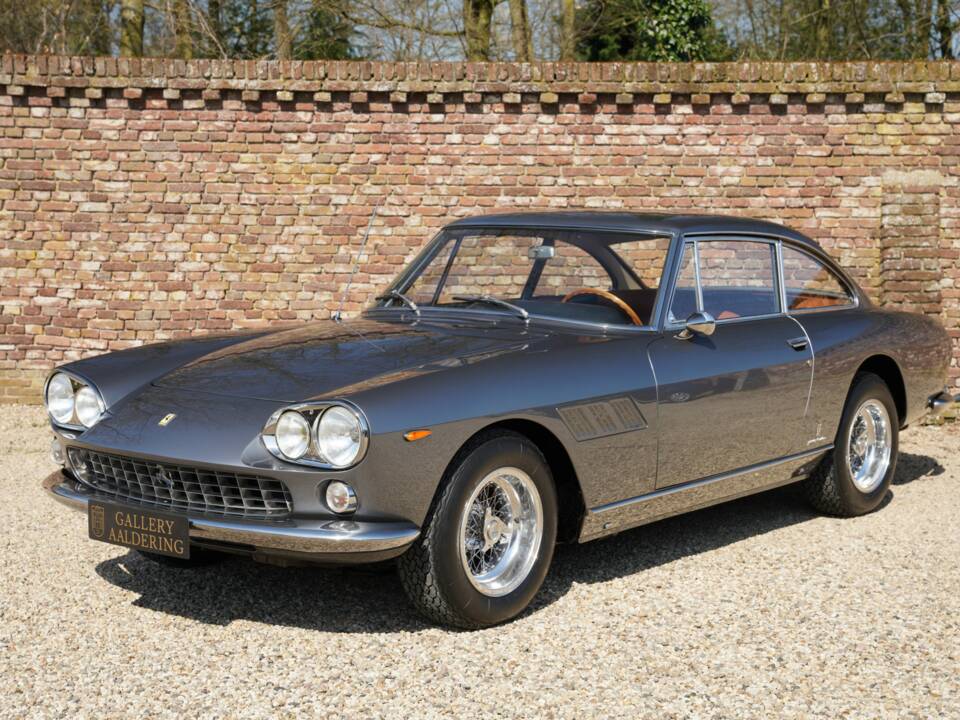 Immagine 12/50 di Ferrari 330 GT 2+2 (1965)