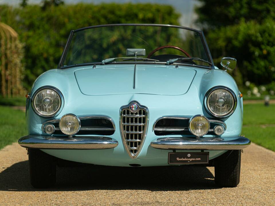 Image 12/50 de Alfa Romeo Giulietta Spider (1957)