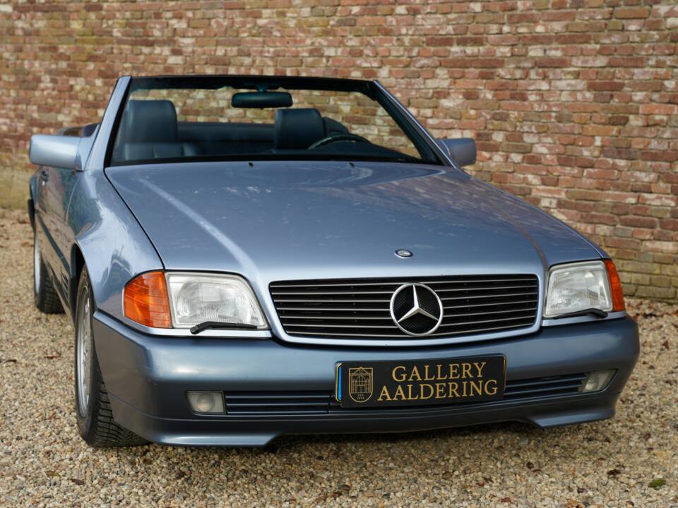 Image 38/50 de Mercedes-Benz 300 SL (1991)