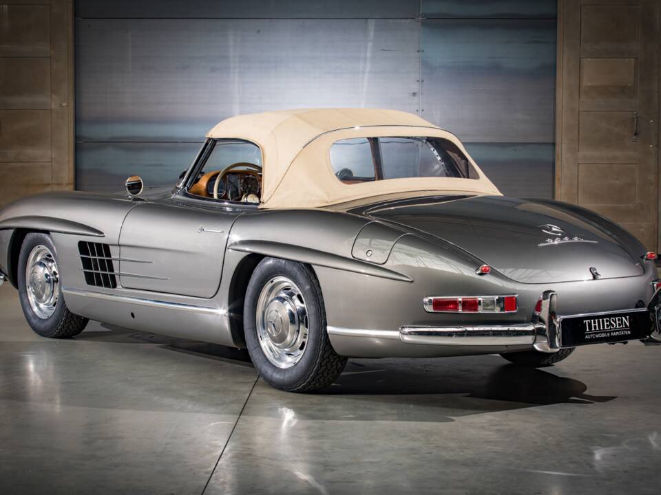 Image 8/22 de Mercedes-Benz 300 SL Roadster (1961)