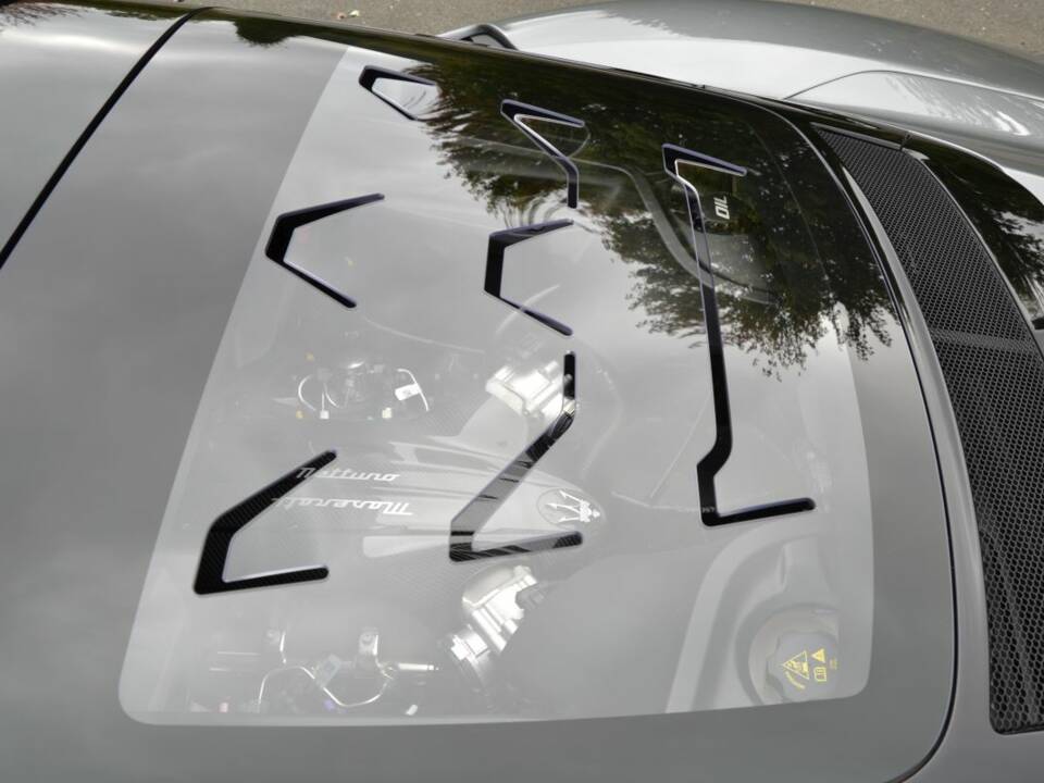 Image 40/67 de Maserati MC20 (2023)