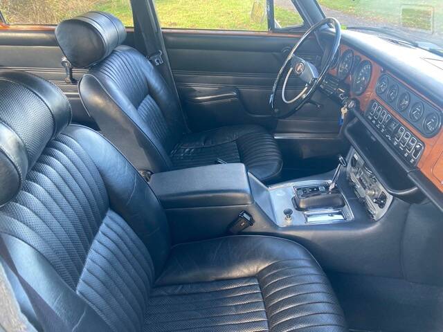 Image 15/60 of Jaguar XJ 6 4.2 (1972)