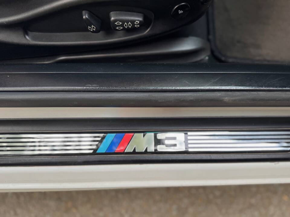 Bild 26/80 von BMW M3 (2001)