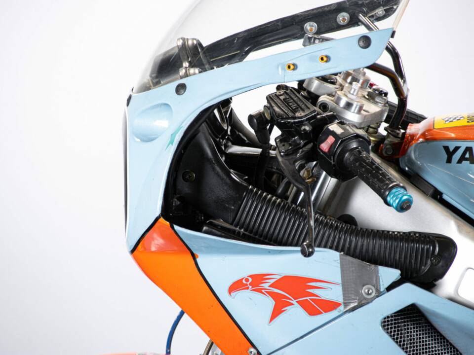 Immagine 15/48 di Yamaha FZR 1000 Genesis (1987)