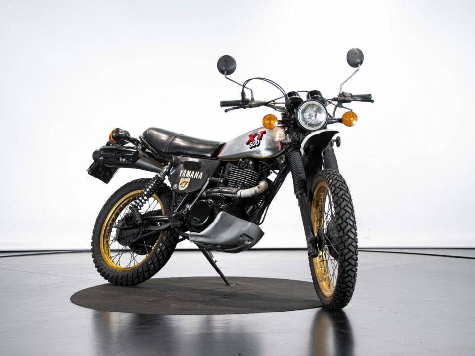 Immagine 6/49 di Yamaha XT 500 (1982)