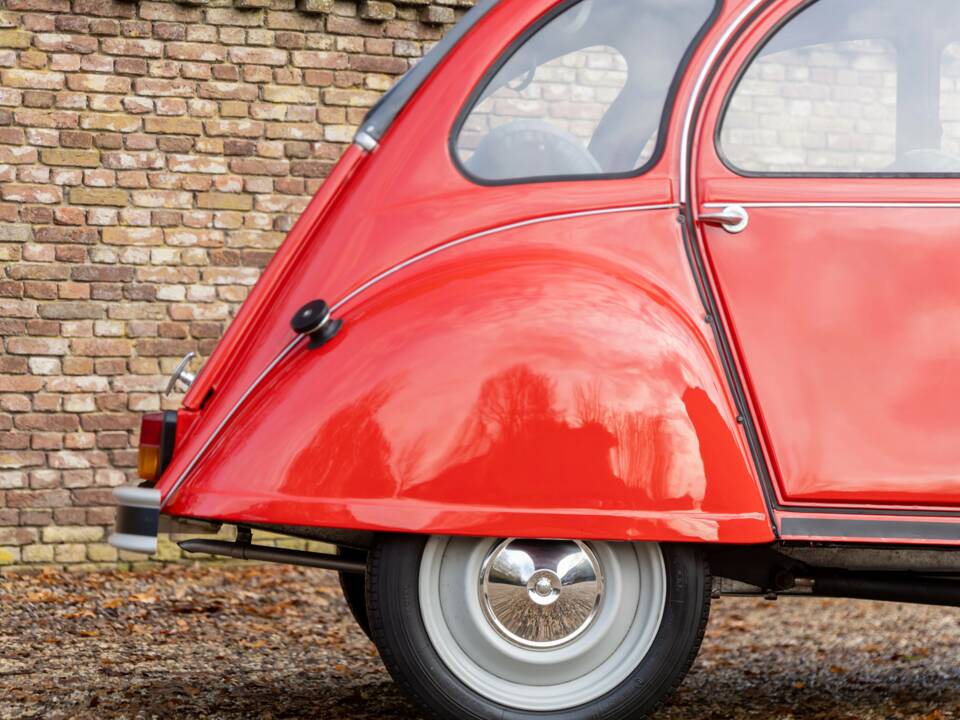 Image 48/50 of Citroën 2 CV 6 (1985)