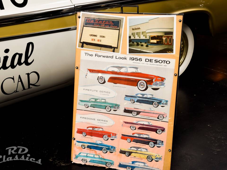 Image 34/50 of DeSoto Fireflite Indy 500 Pace Car (1956)