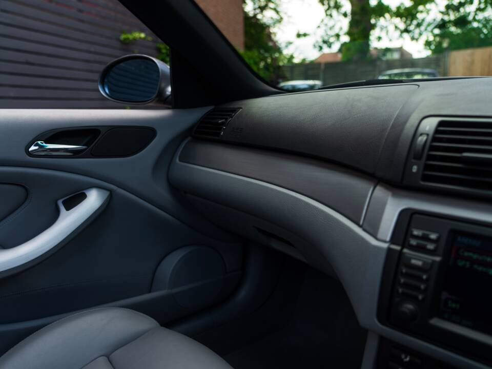Immagine 31/70 di BMW M3 (2004)