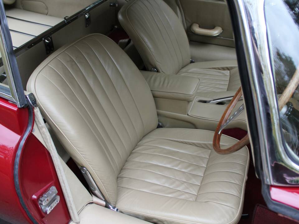 Afbeelding 9/18 van Jaguar E-Type (1967)