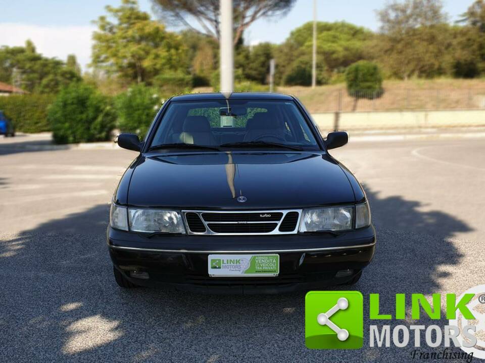 Image 2/10 de Saab 900 2.0i 16V (1994)