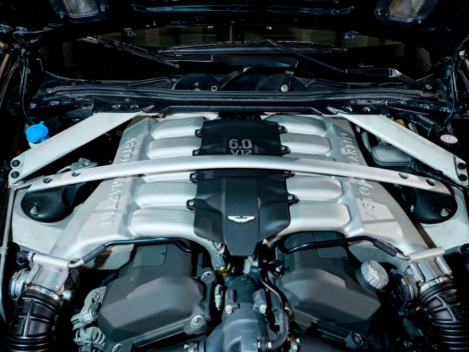 Bild 9/52 von Aston Martin DB 9 Volante (2006)