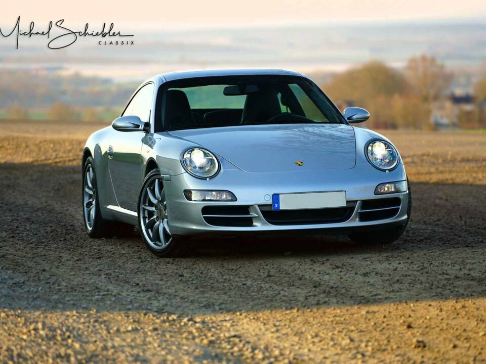 Imagen 2/27 de Porsche 911 Carrera (2008)