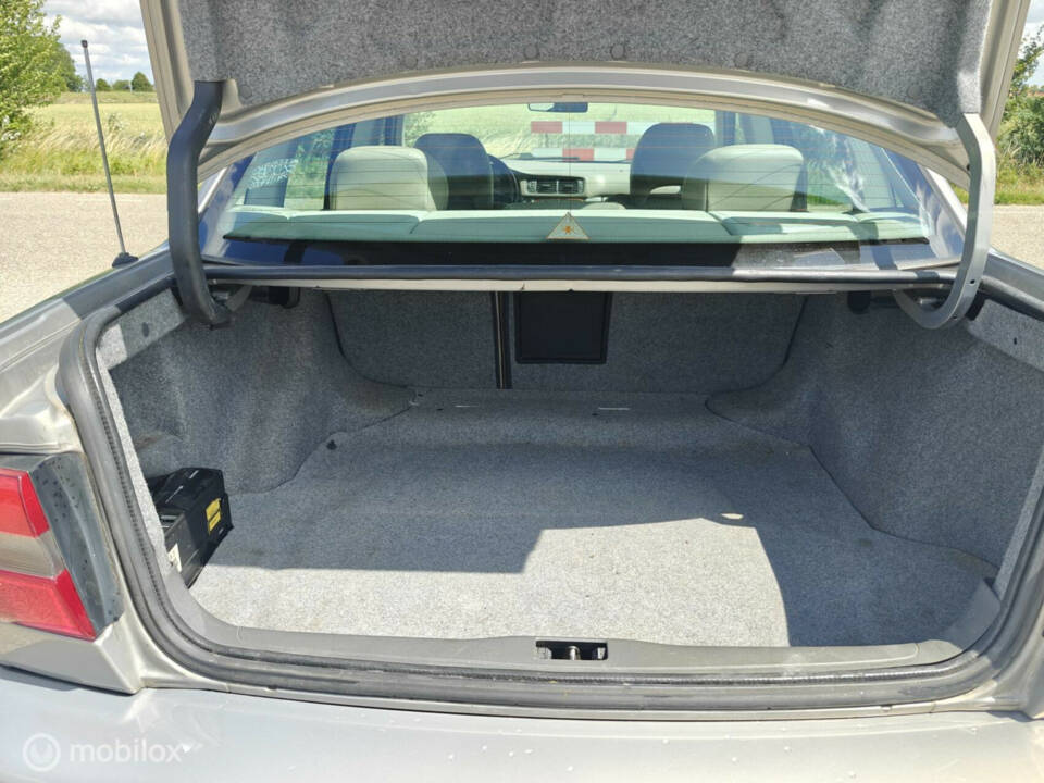 Afbeelding 24/36 van Volvo S 70 2.5 (1997)