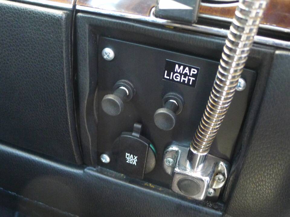 Image 19/37 of Mercedes-Benz 450 SLC 5,0 (1979)