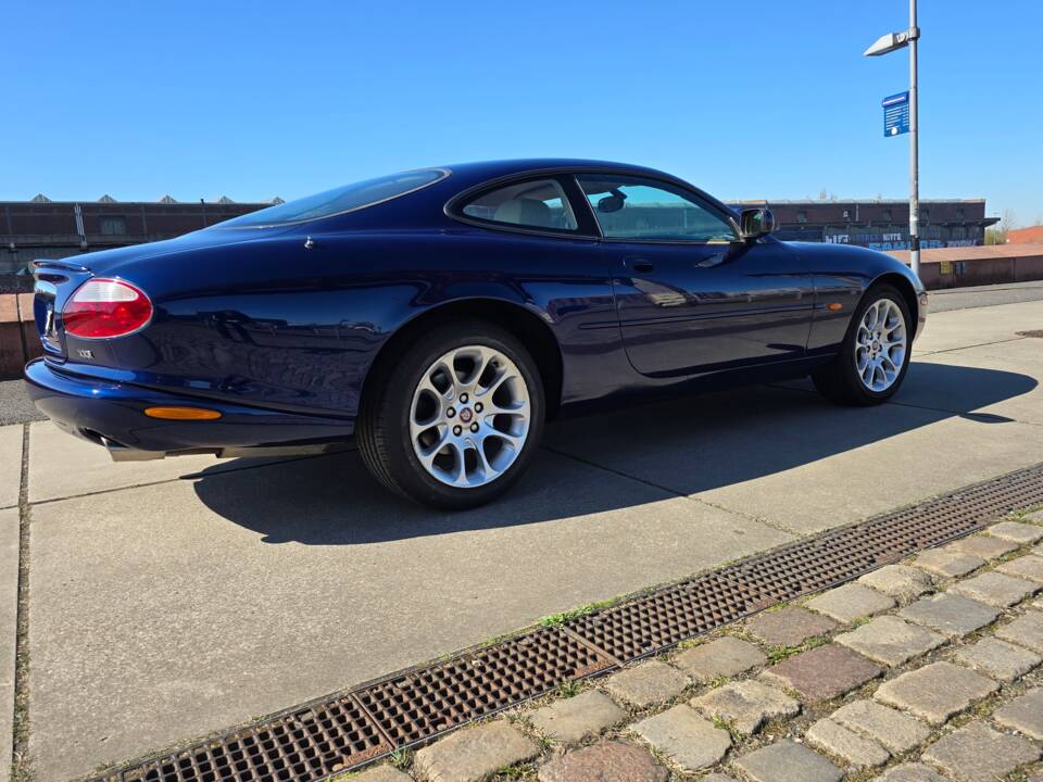 Imagen 14/24 de Jaguar XKR (2002)