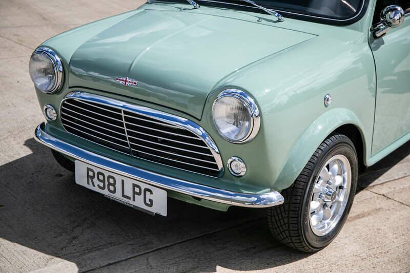 Bild 10/33 von Rover Mini 1.3i (1997)