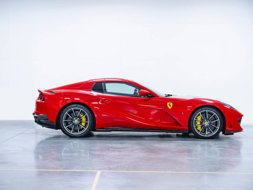 Afbeelding 39/46 van Ferrari 812 Competizione A (2022)