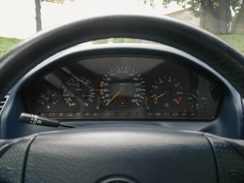 Image 35/35 de Mercedes-Benz SL 320 (1996)