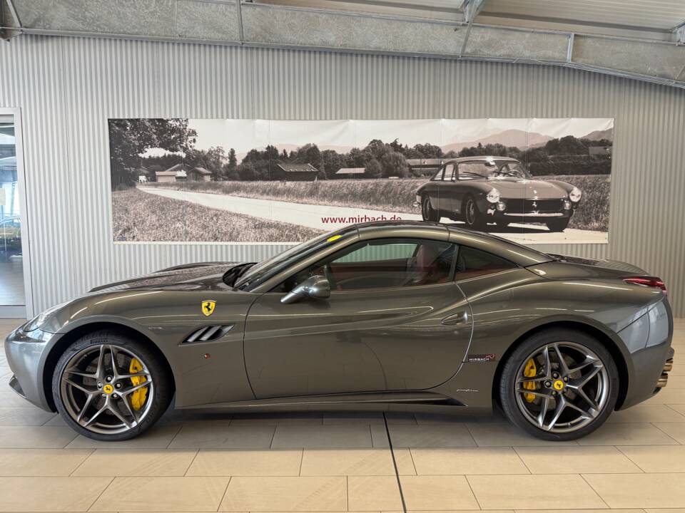 Afbeelding 1/20 van Ferrari California (2010)