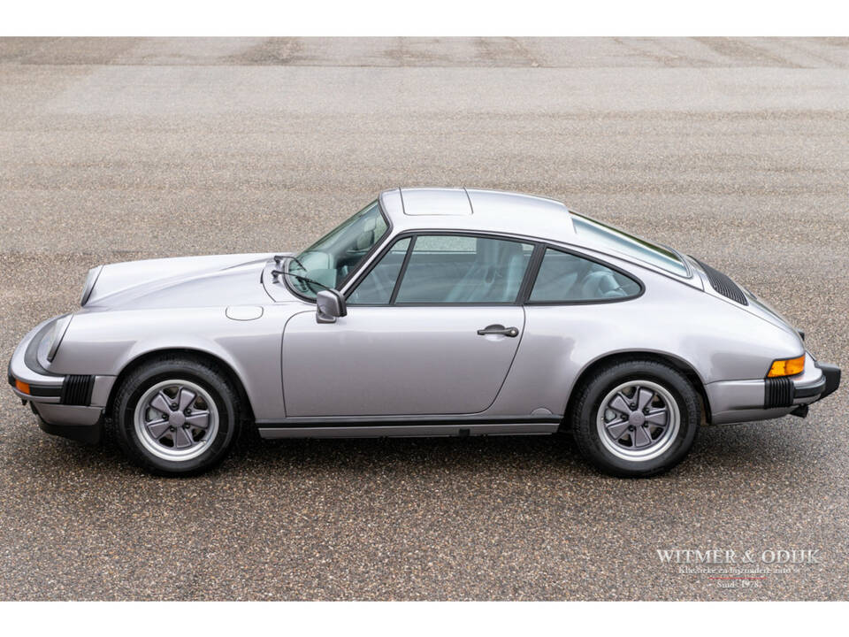 Bild 5/32 von Porsche 911 Carrera 3.2 &quot;25 Jahre 911&quot; (1988)