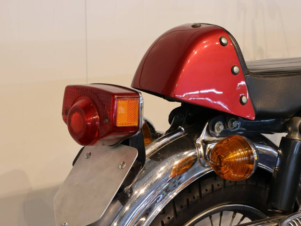 Image 4/21 de Honda SS 50 (1974)