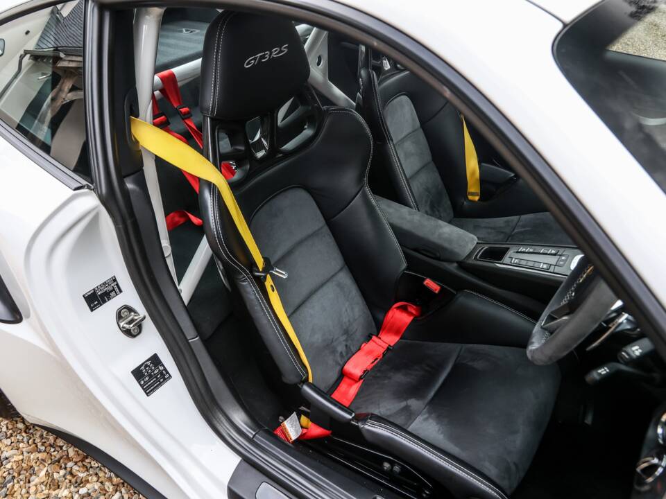 Afbeelding 26/43 van Porsche 911 GT3 RS (2015)