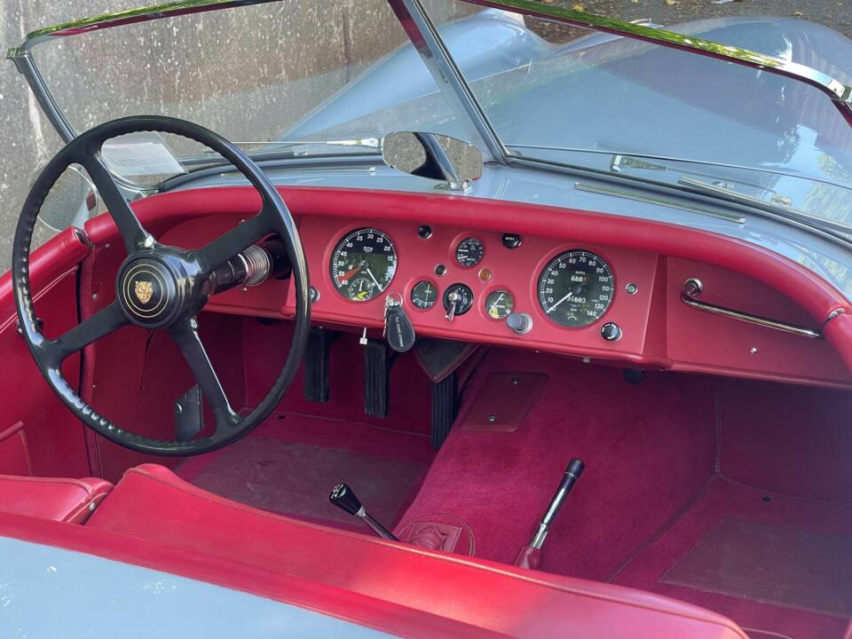 Afbeelding 7/12 van Jaguar XK 120 SE OTS (1954)