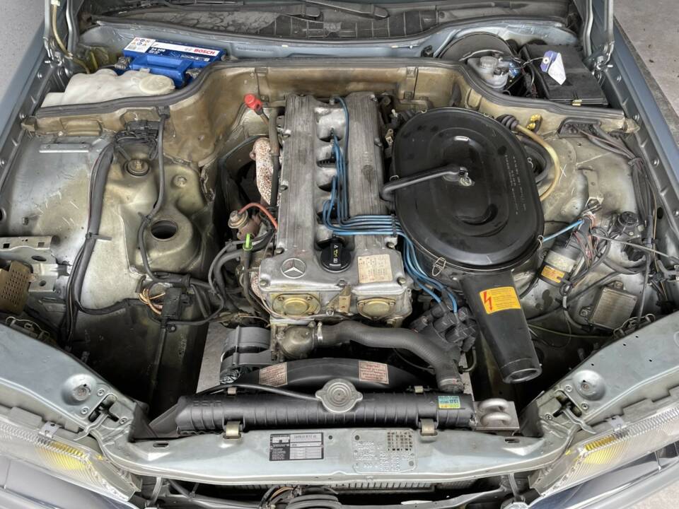 Bild 13/15 von Mercedes-Benz 280 SE (1983)