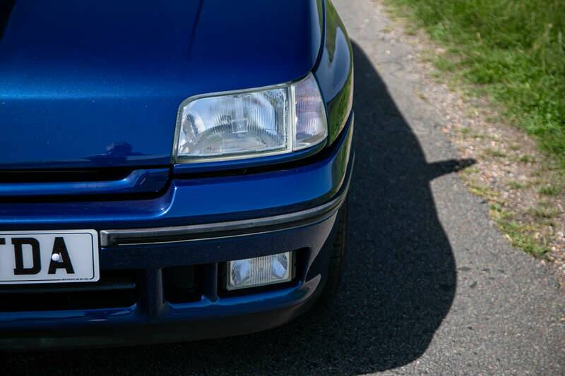 Imagen 34/44 de Renault Clio I Williams (1995)