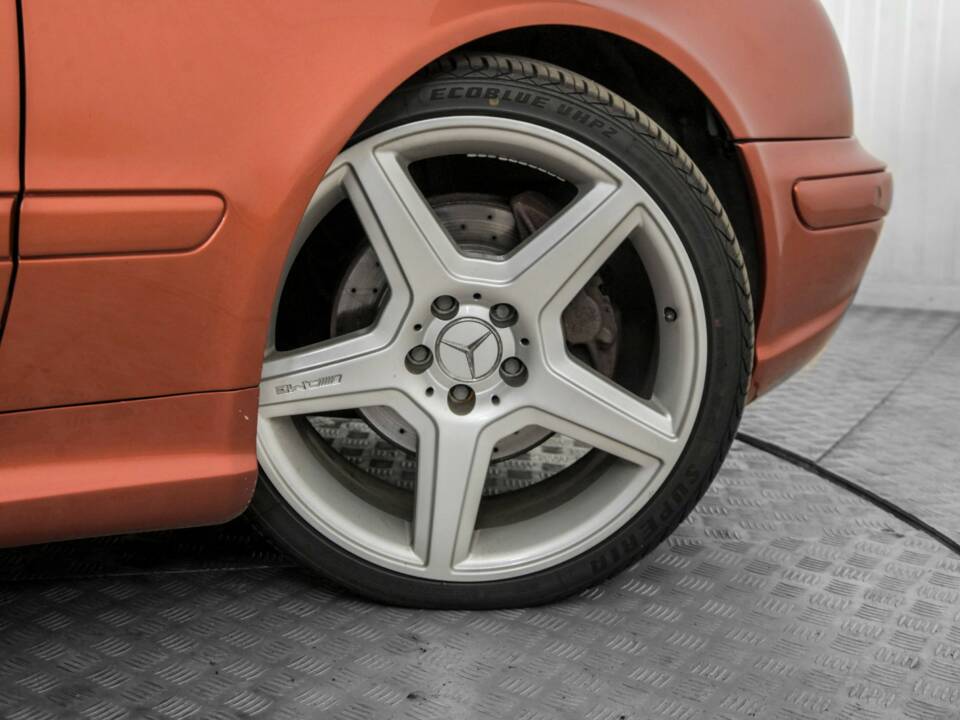 Image 4/50 of Mercedes-Benz CLK 430 (1999)