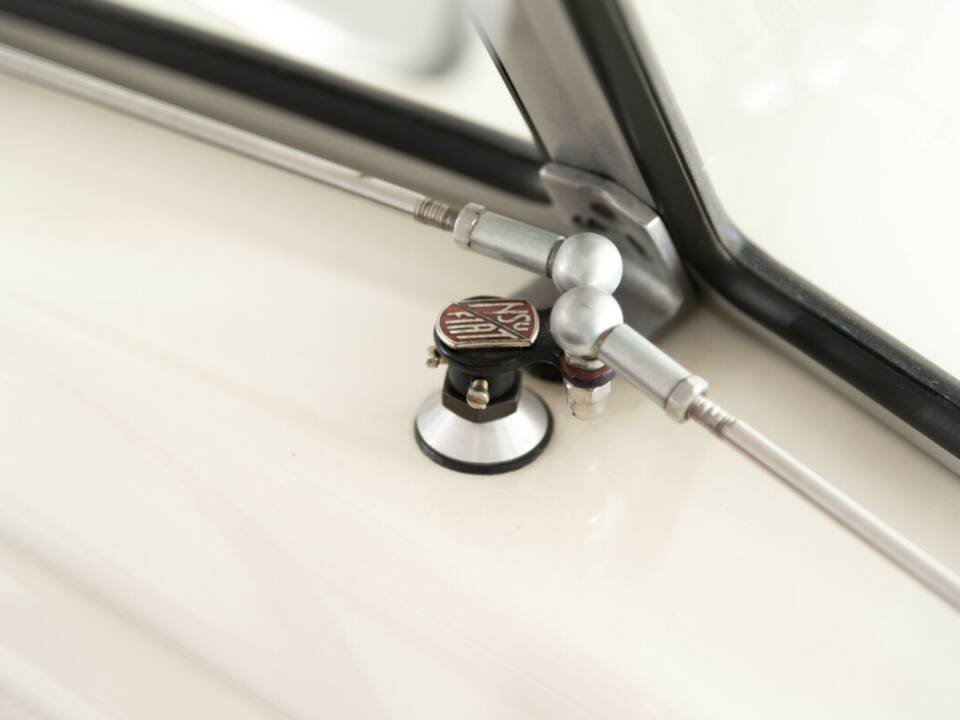 Image 31/36 of NSU-Fiat 500 A Topolino Weinsberg (1940)