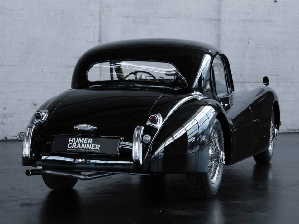 Image 7/47 de Jaguar XK 120 FHC (1954)