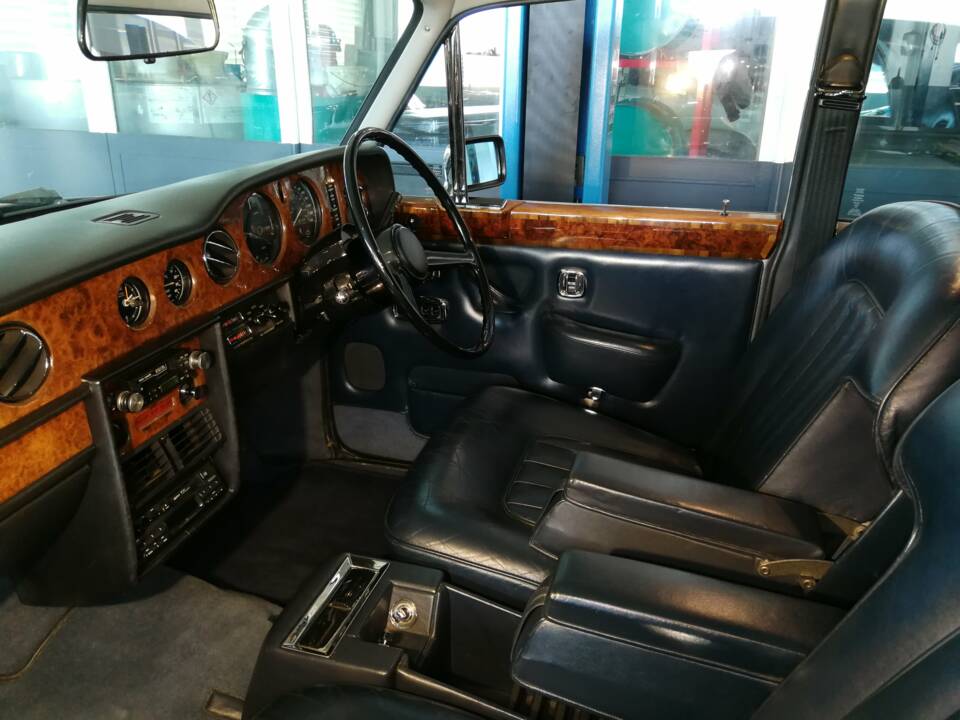 Afbeelding 6/15 van Bentley T 2 (1980)