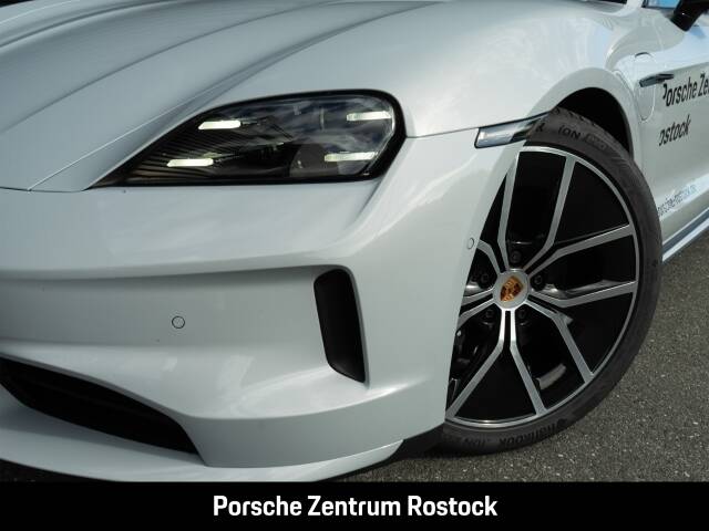 Obraz 29/31 pojazdu Porsche Taycan 4S Sport Turismo (2026)