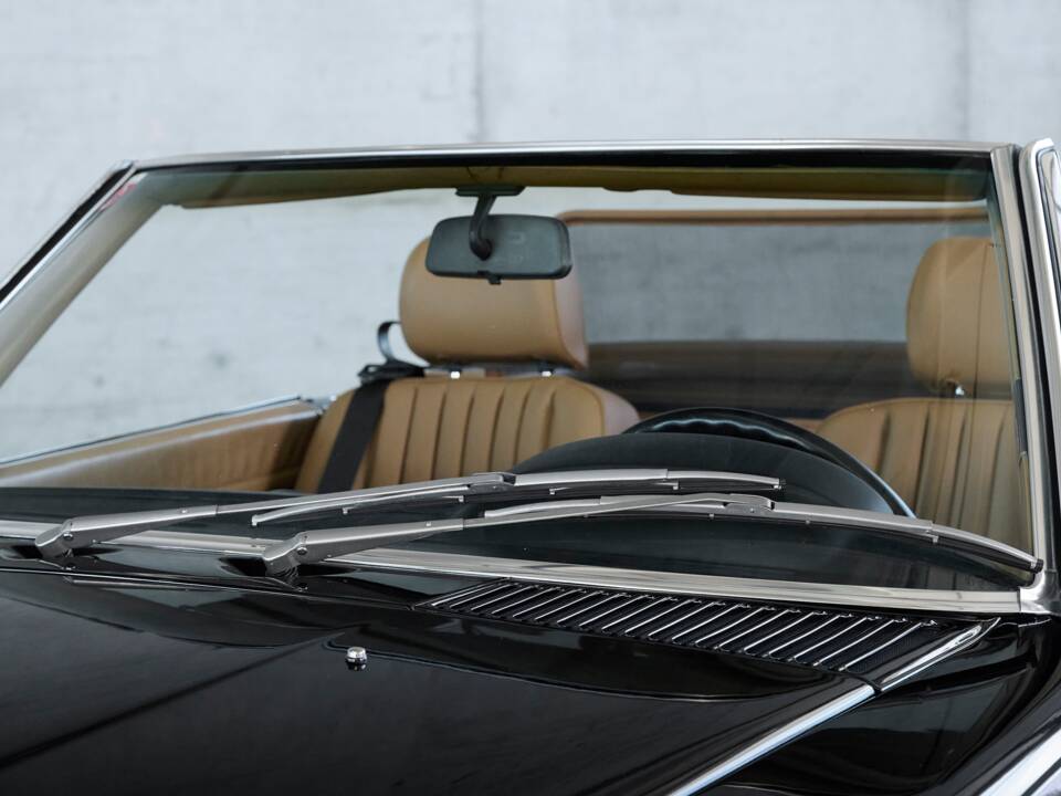 Image 10/50 de Mercedes-Benz 560 SL (1989)