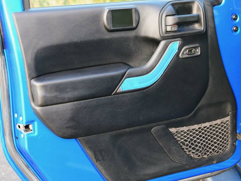 Bild 43/50 von Jeep Wrangler 3.8 &quot;75th Aniversary&quot; (2016)