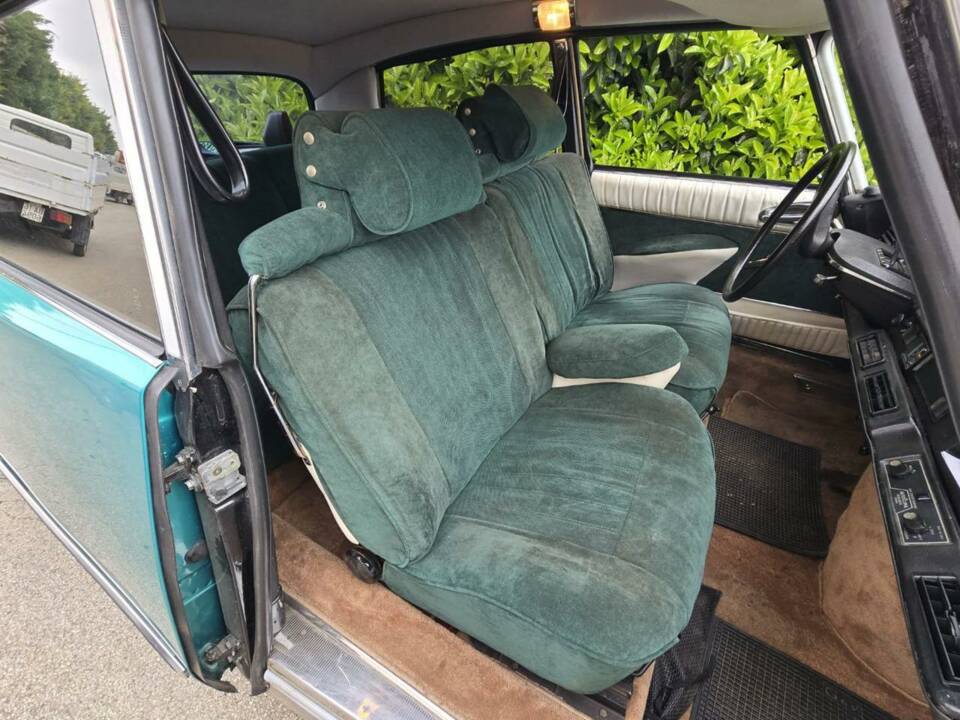 Bild 19/44 von Citroën DS 23 Pallas (1973)