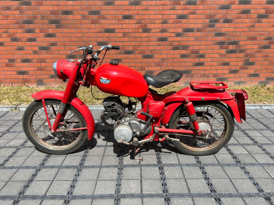 Immagine 16/19 di Ducati DUMMY (1953)