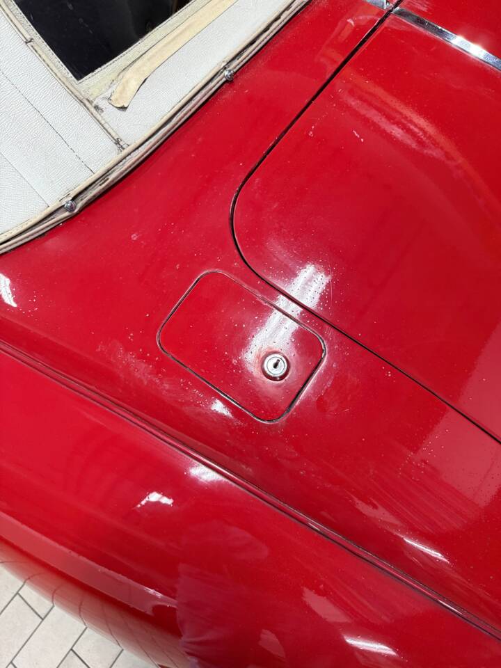 Image 7/14 of Jaguar XK 140 SE DHC (1956)