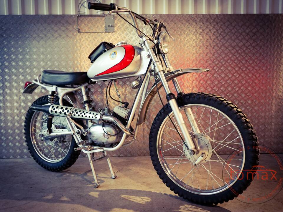 Immagine 30/33 di Beta Cross Special (1968)
