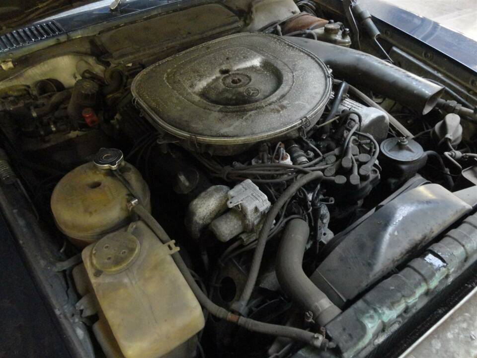 Image 29/50 of Mercedes-Benz 380 SL (1982)