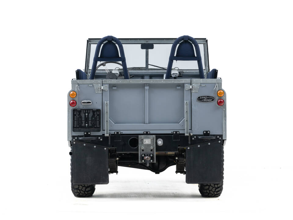 Image 8/25 of Land Rover 88 (1961)