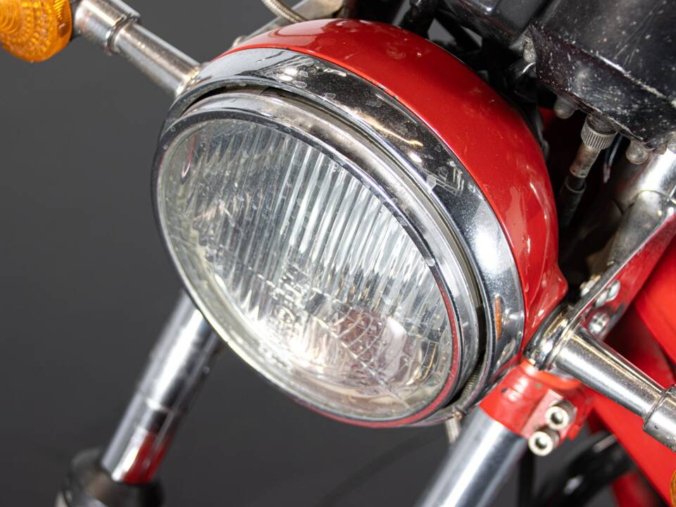 Image 50/50 of Yamaha XS 750 (1979)