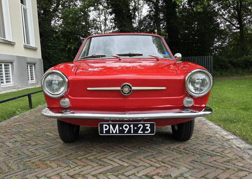Immagine 4/8 di FIAT 850 Coupe (1965)