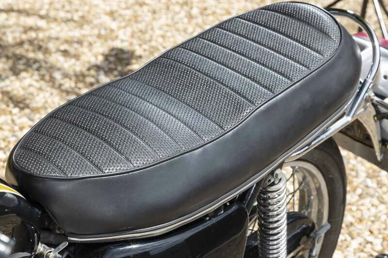 Image 34/39 of Triumph T 150 V Trident (1973)