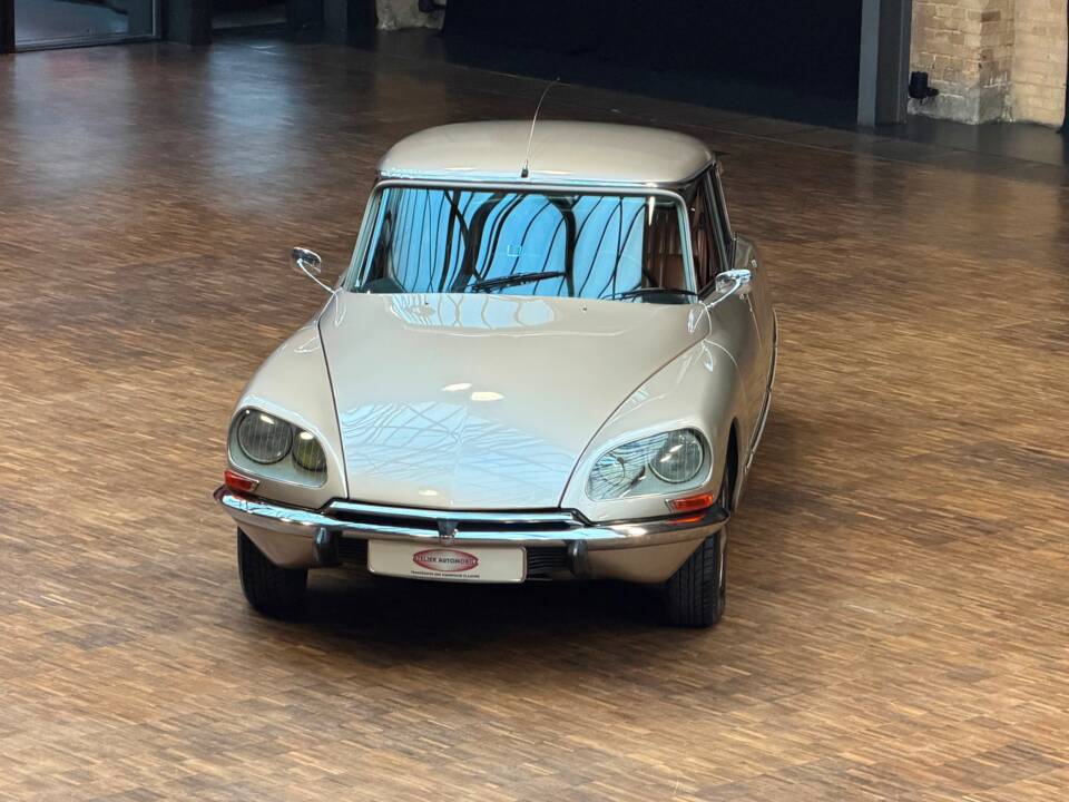 Bild 2/32 von Citroën DS 21 Pallas (1971)